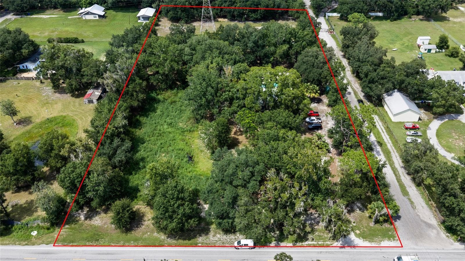 7402 W Knights Griffin Rd photo 2