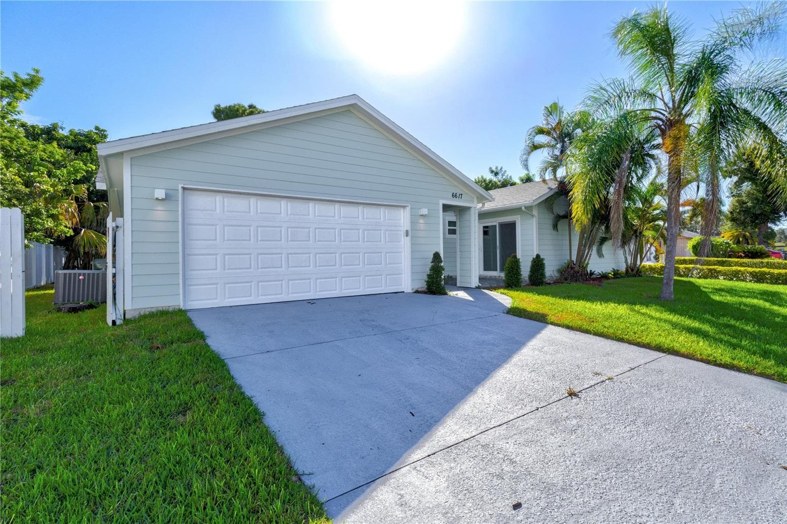 6617 Mauna Loa Blvd photo 4