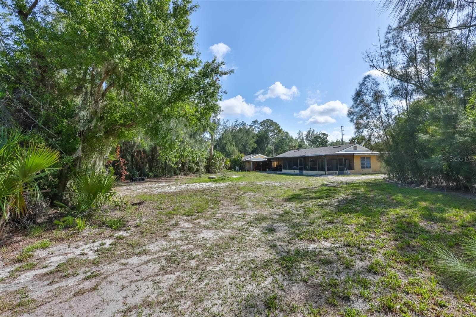14451 Highland Rd photo 4