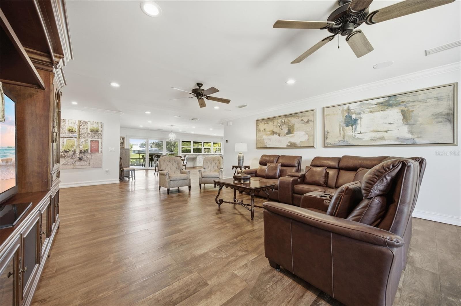 10715 Carrollwood Dr photo 5