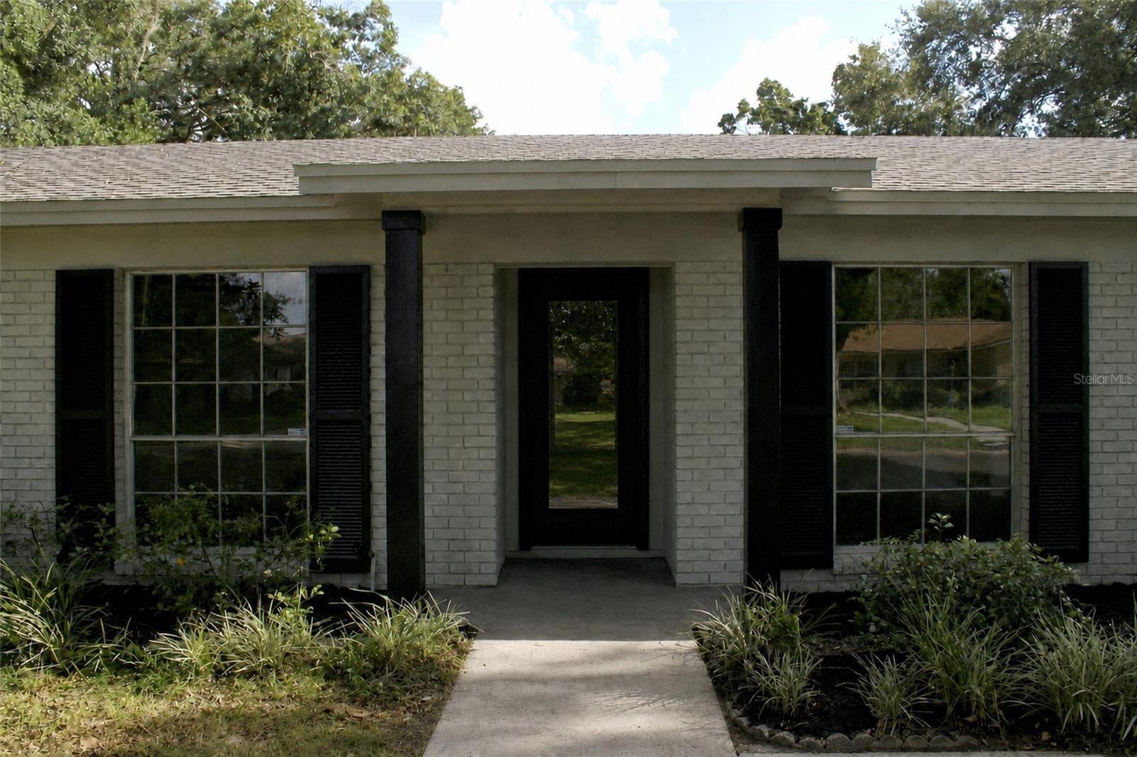 13808 Cherry Brook Ln photo 2
