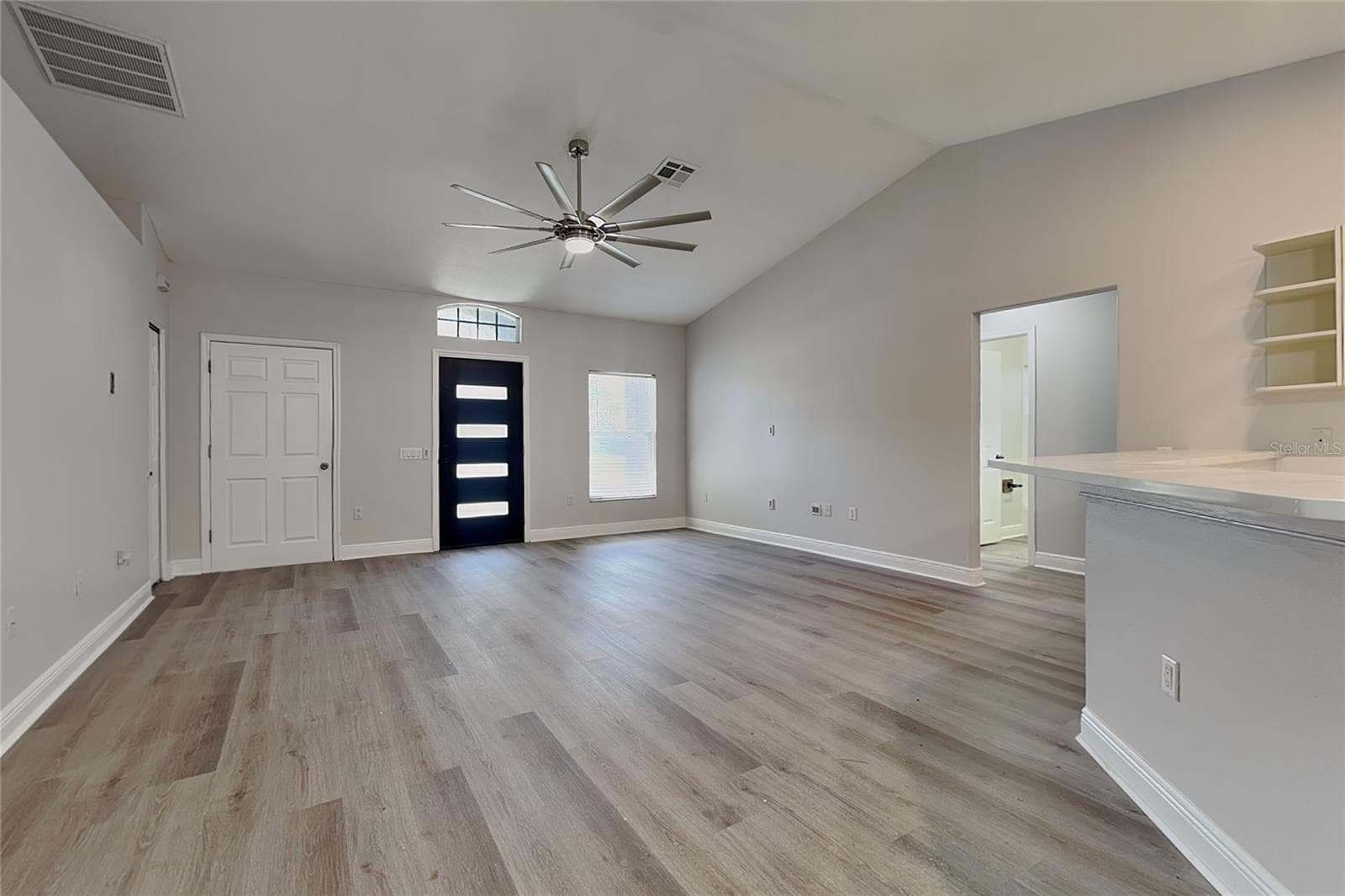 4840 Timber Way photo 3