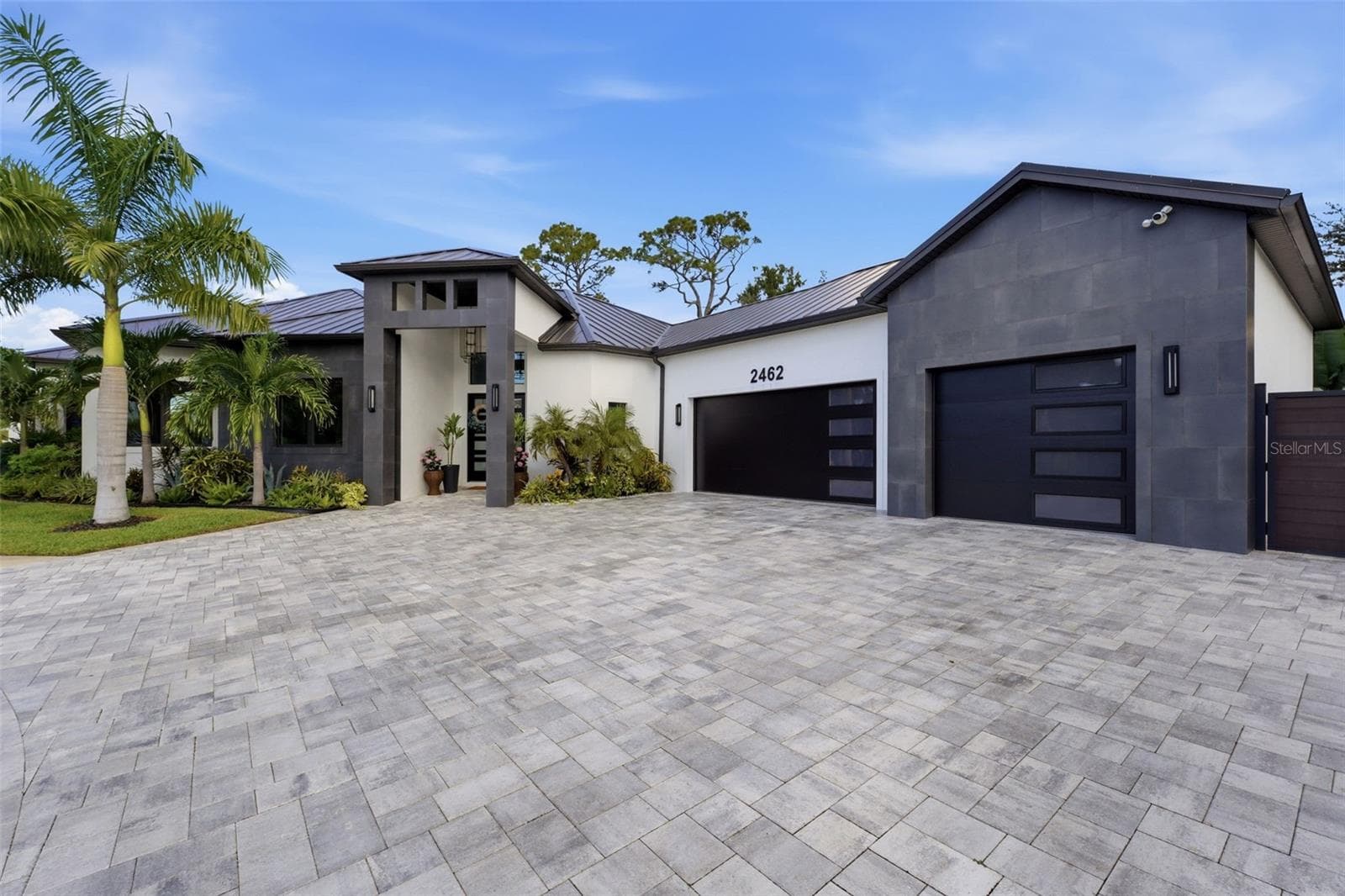 2462 Missara Ln photo 4