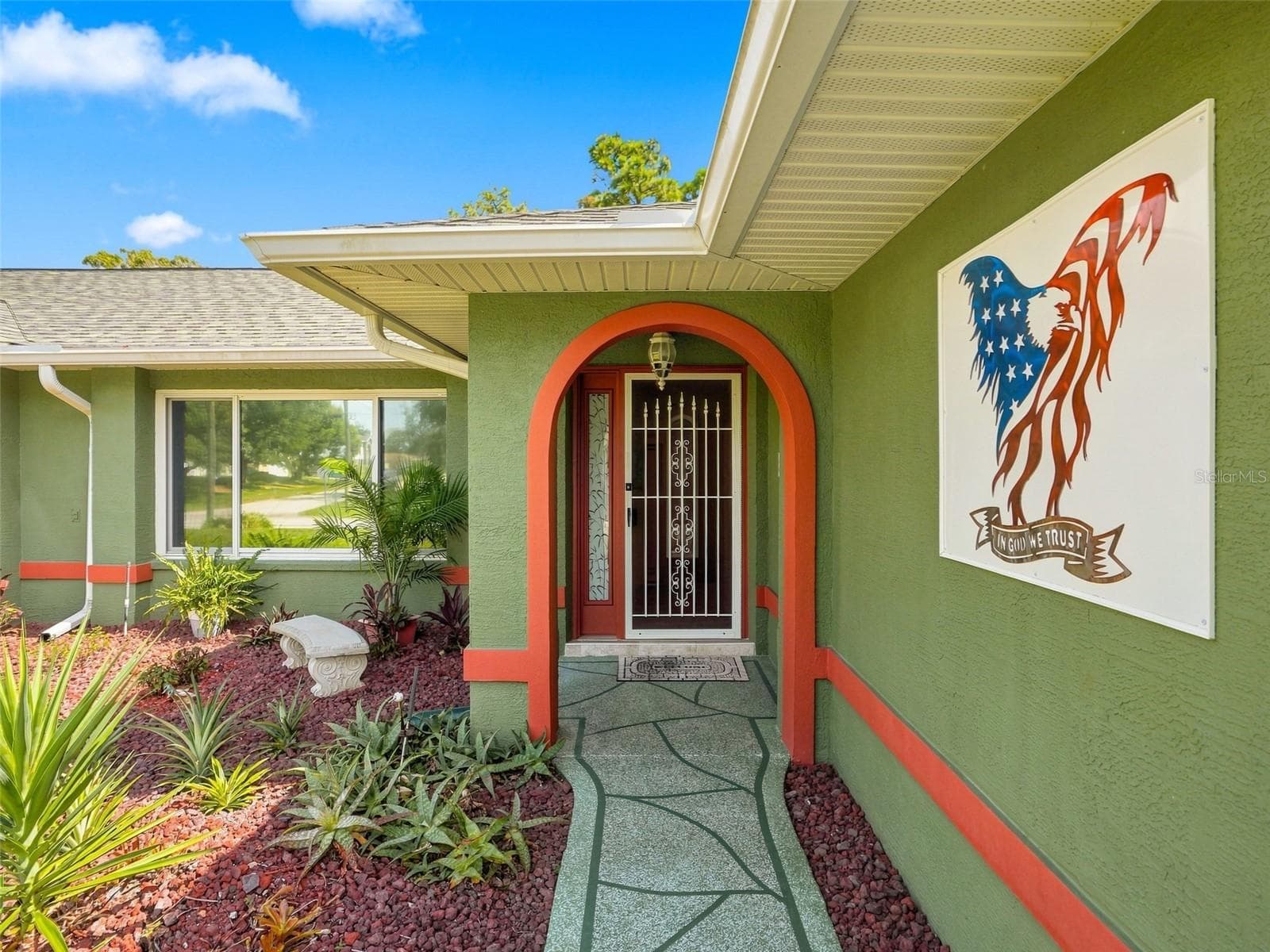 4382 Montano Ave photo 2