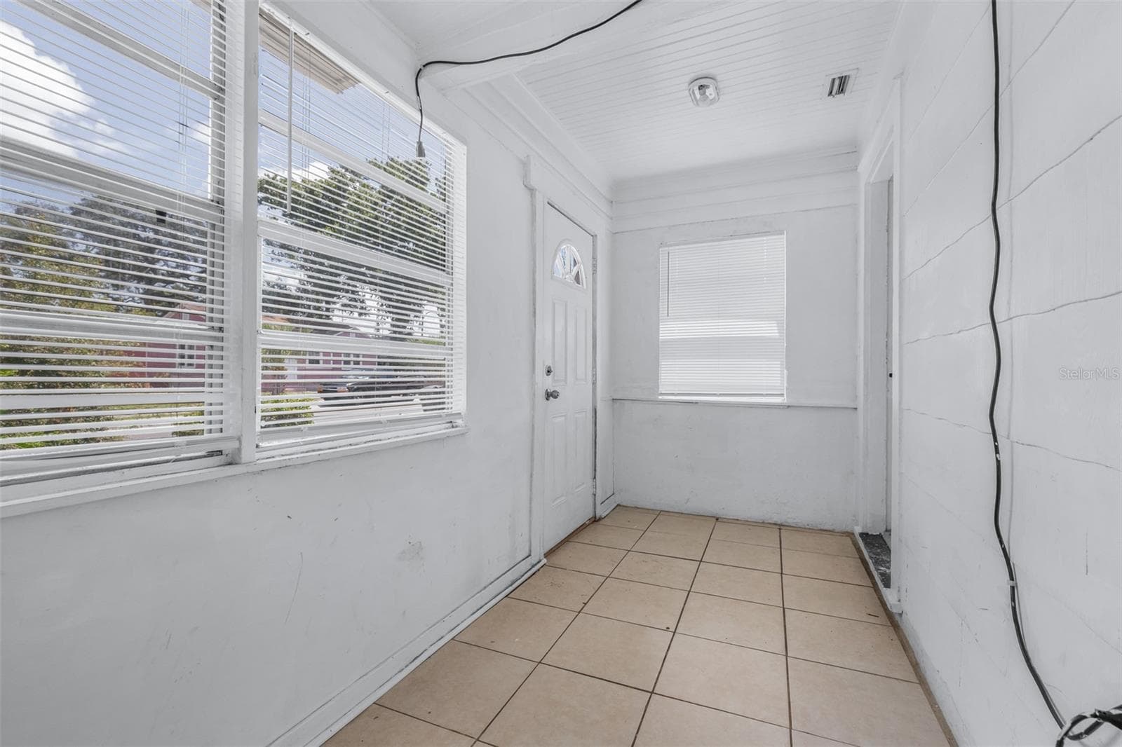 1311 Prescott St S photo 3