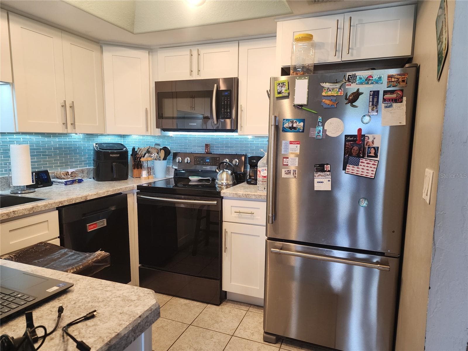 200 Meres Blvd #19 photo 5