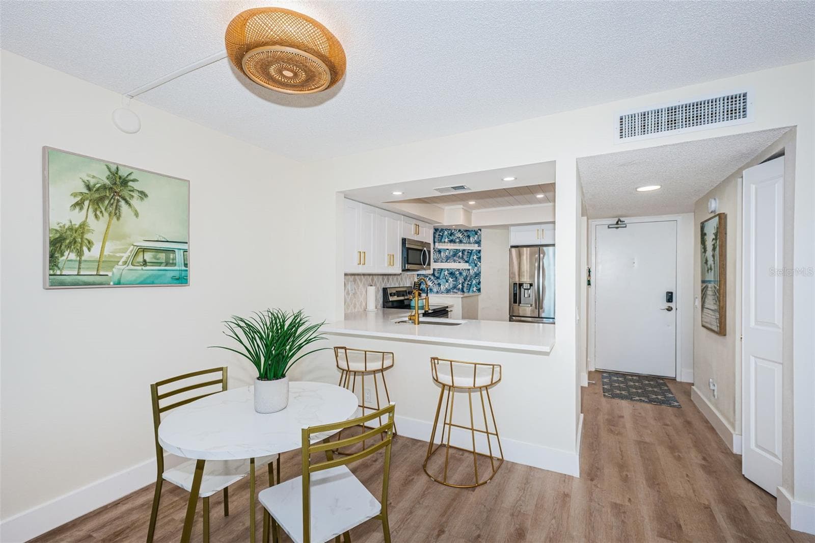 6177 Sun Blvd #307 photo 4