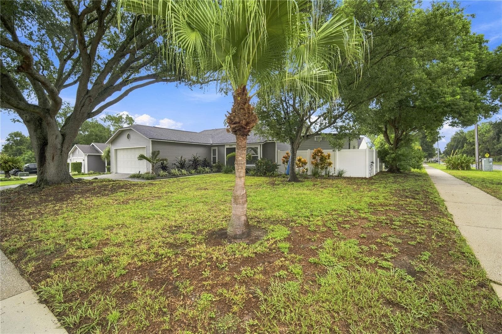 2880 Downing CT photo 3