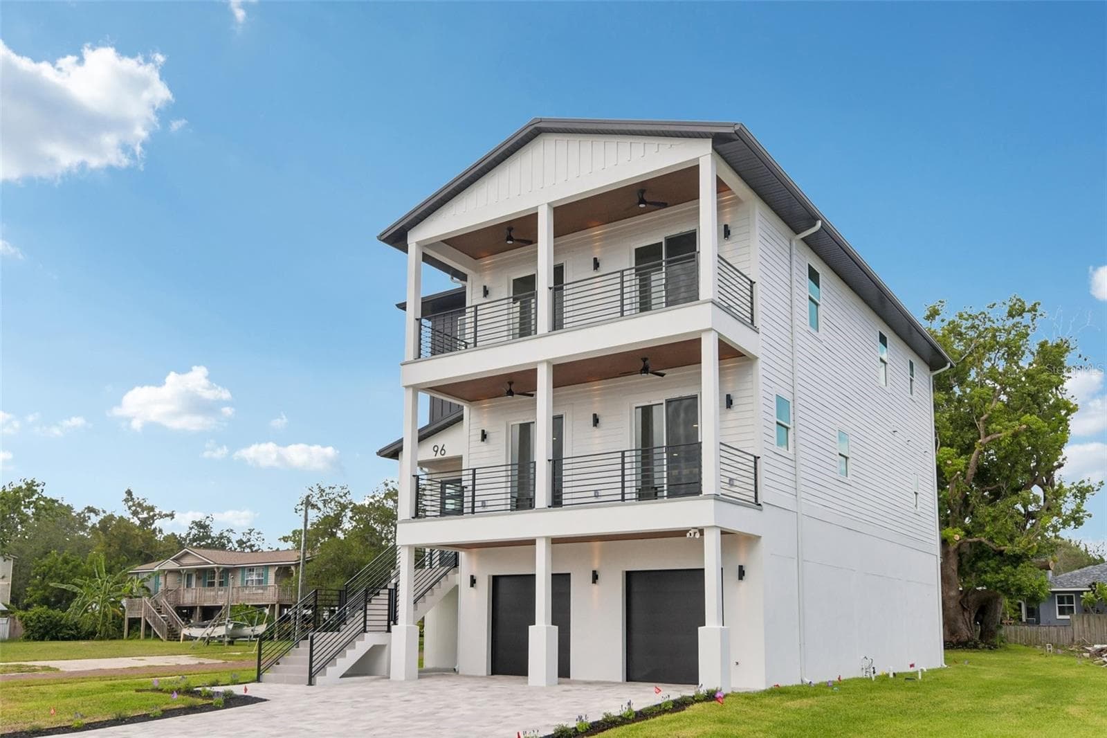 96 Shore Dr photo 5