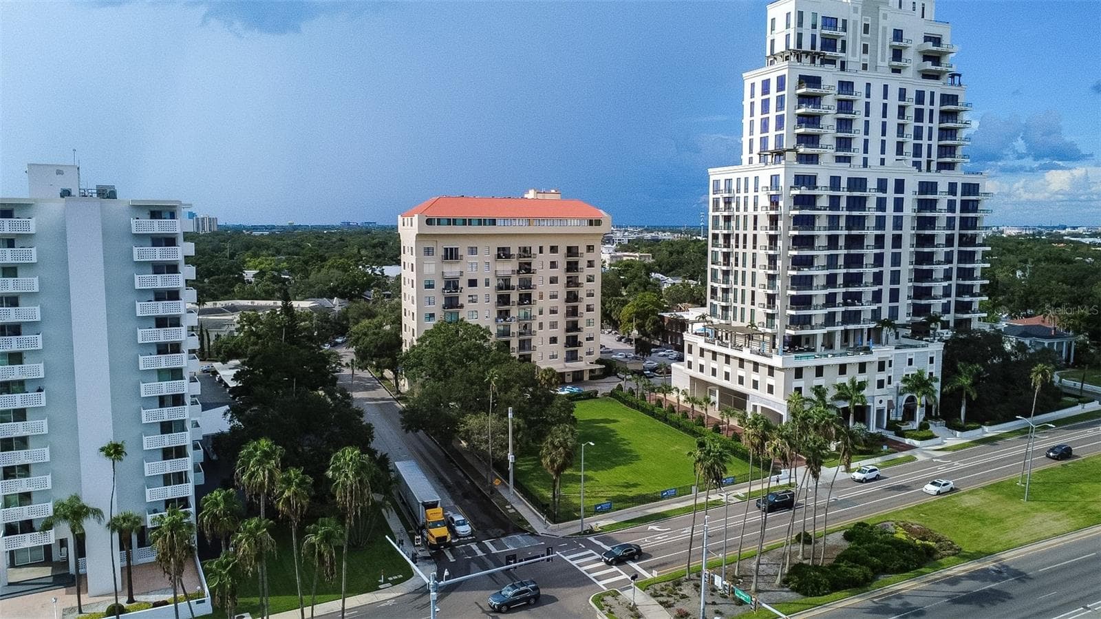 2109 Bayshore Blvd #303 photo 2