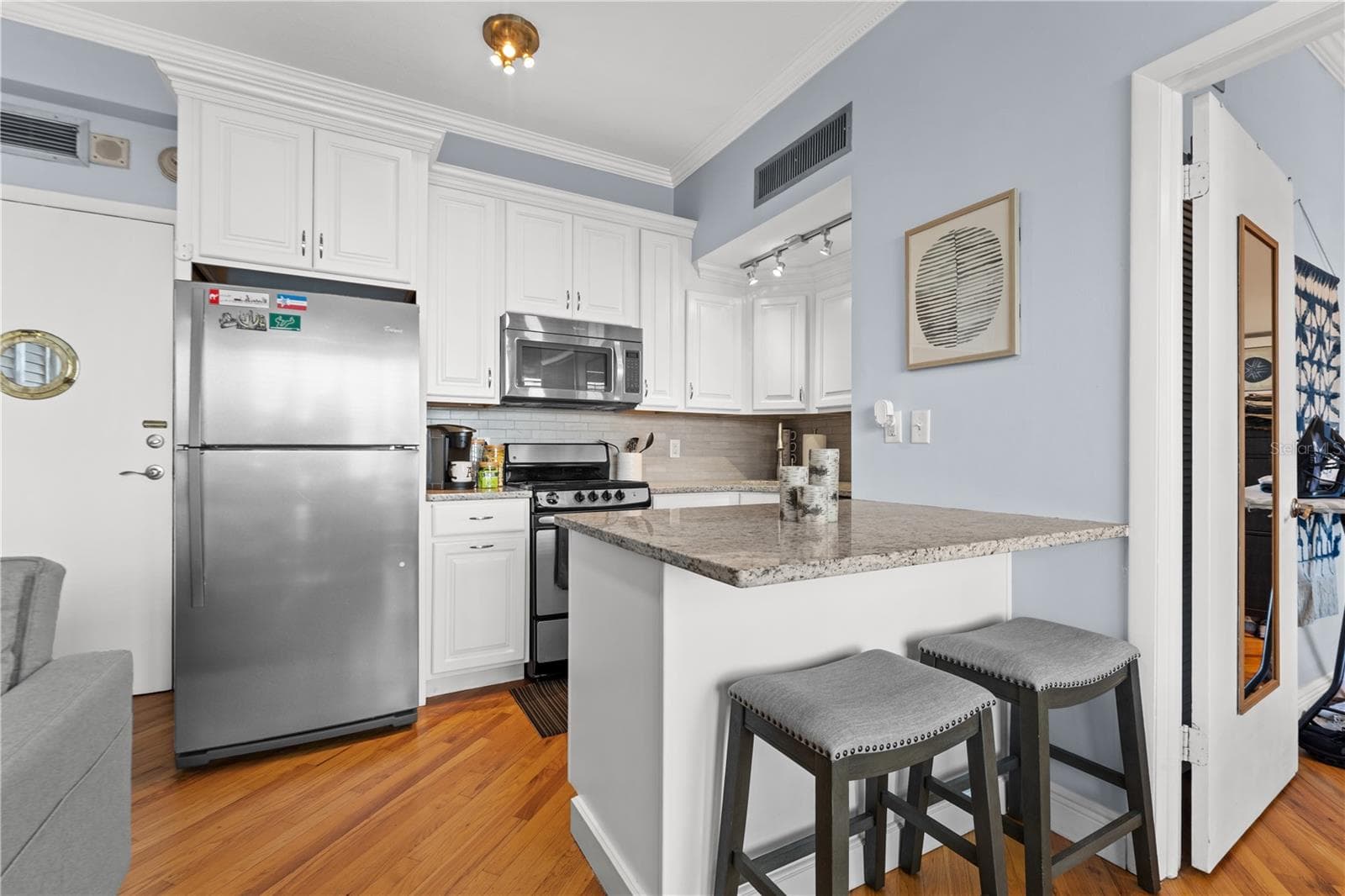 2109 Bayshore Blvd #303 photo 4