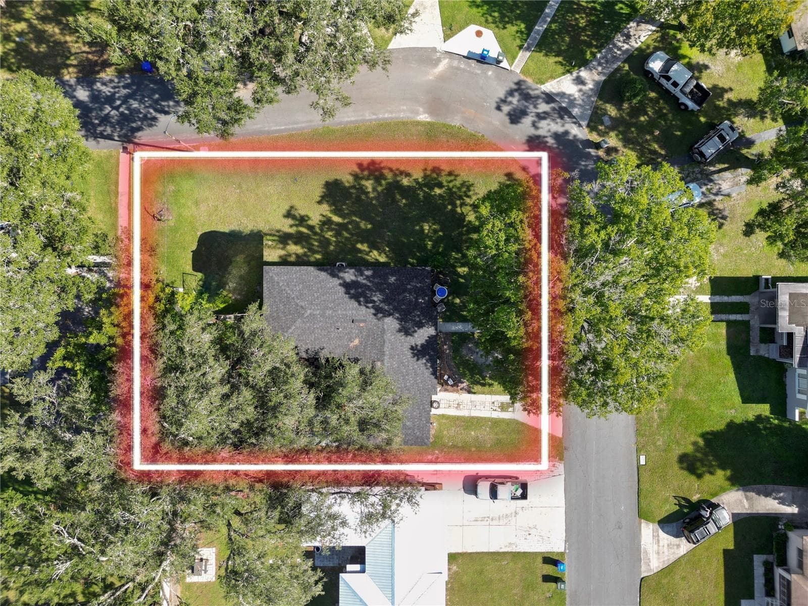 621 Hillside Dr photo 2