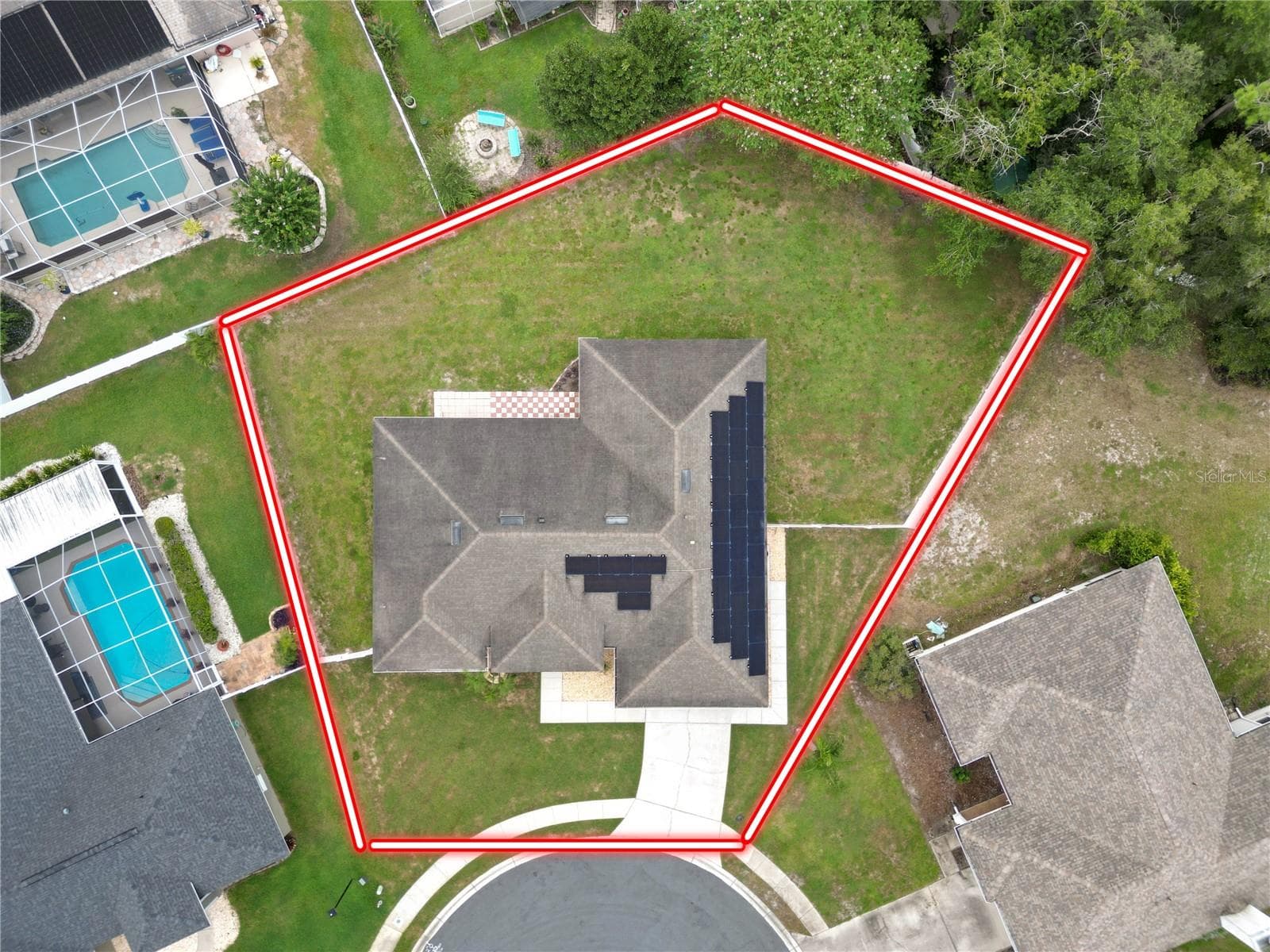 1564 Norwick Way photo 2