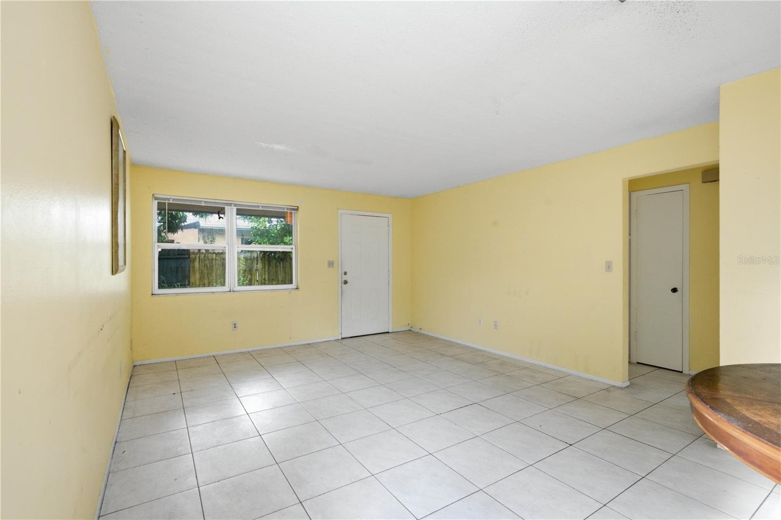 1615 Palm Way photo 3