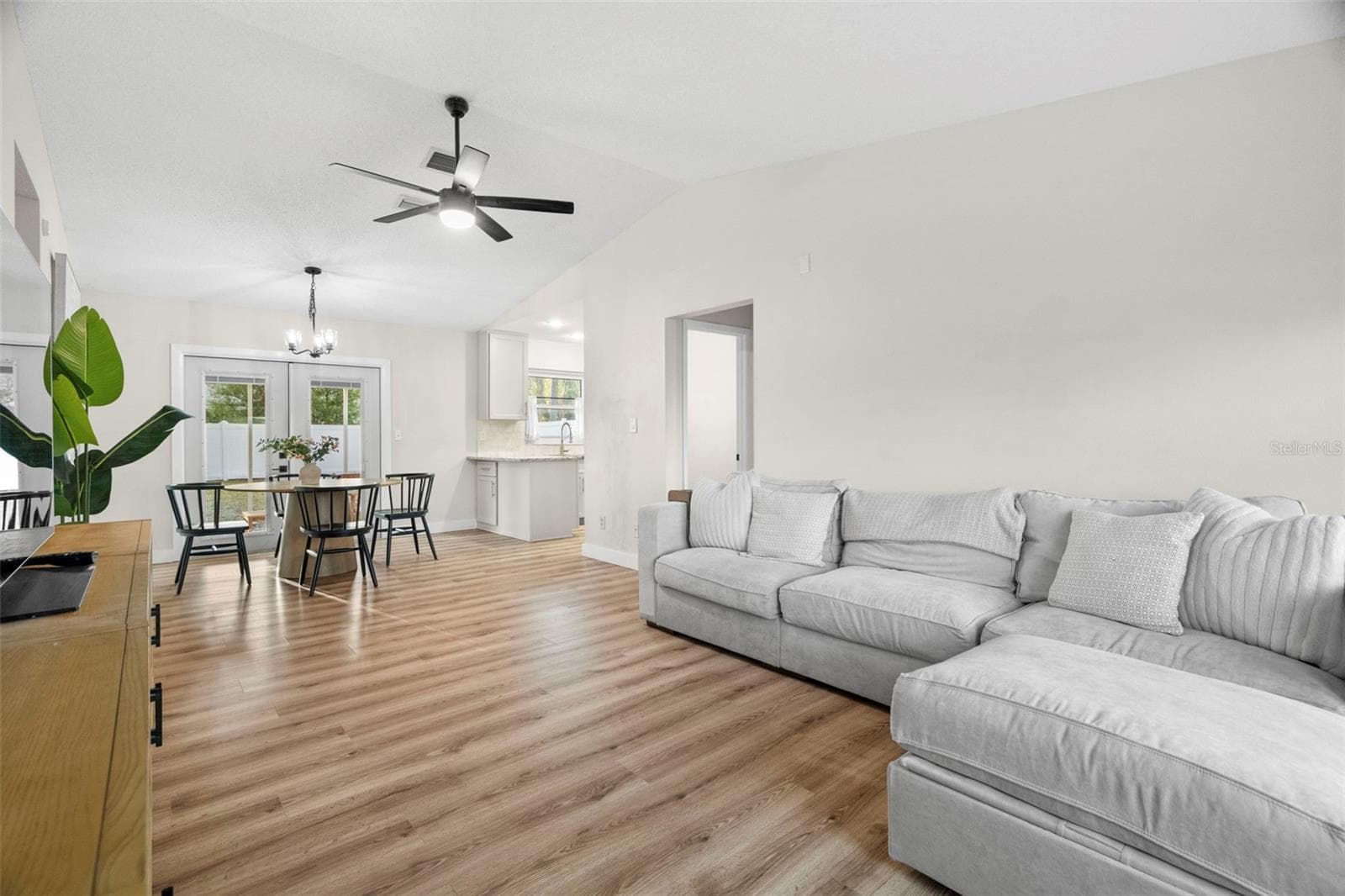 6500 Briar Ridge CT N photo 3