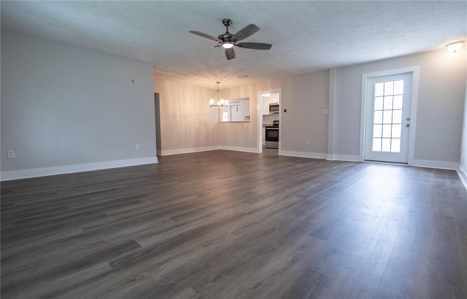 4710 W Price Ave photo 3