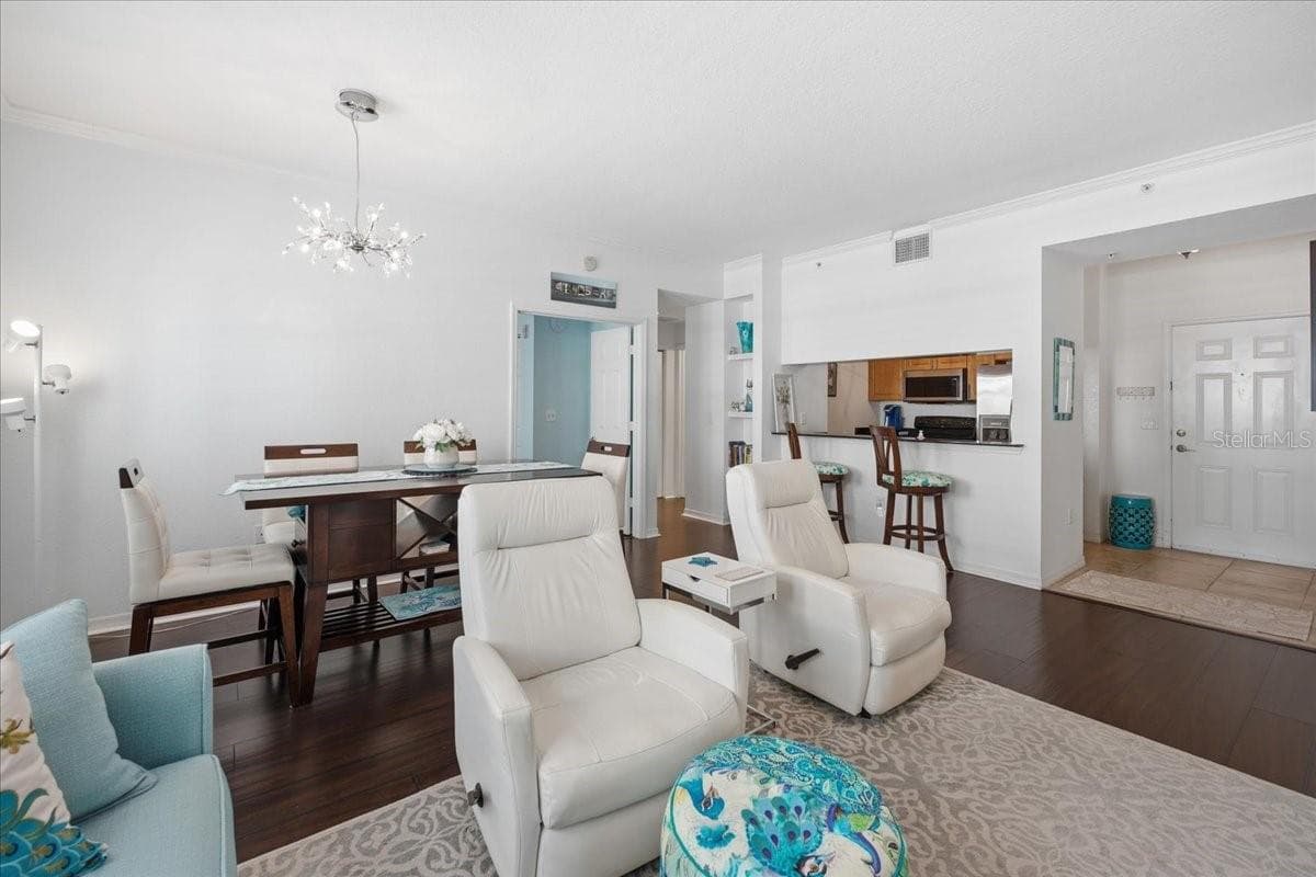 1064 N Tamiami Trl #1206 photo 5