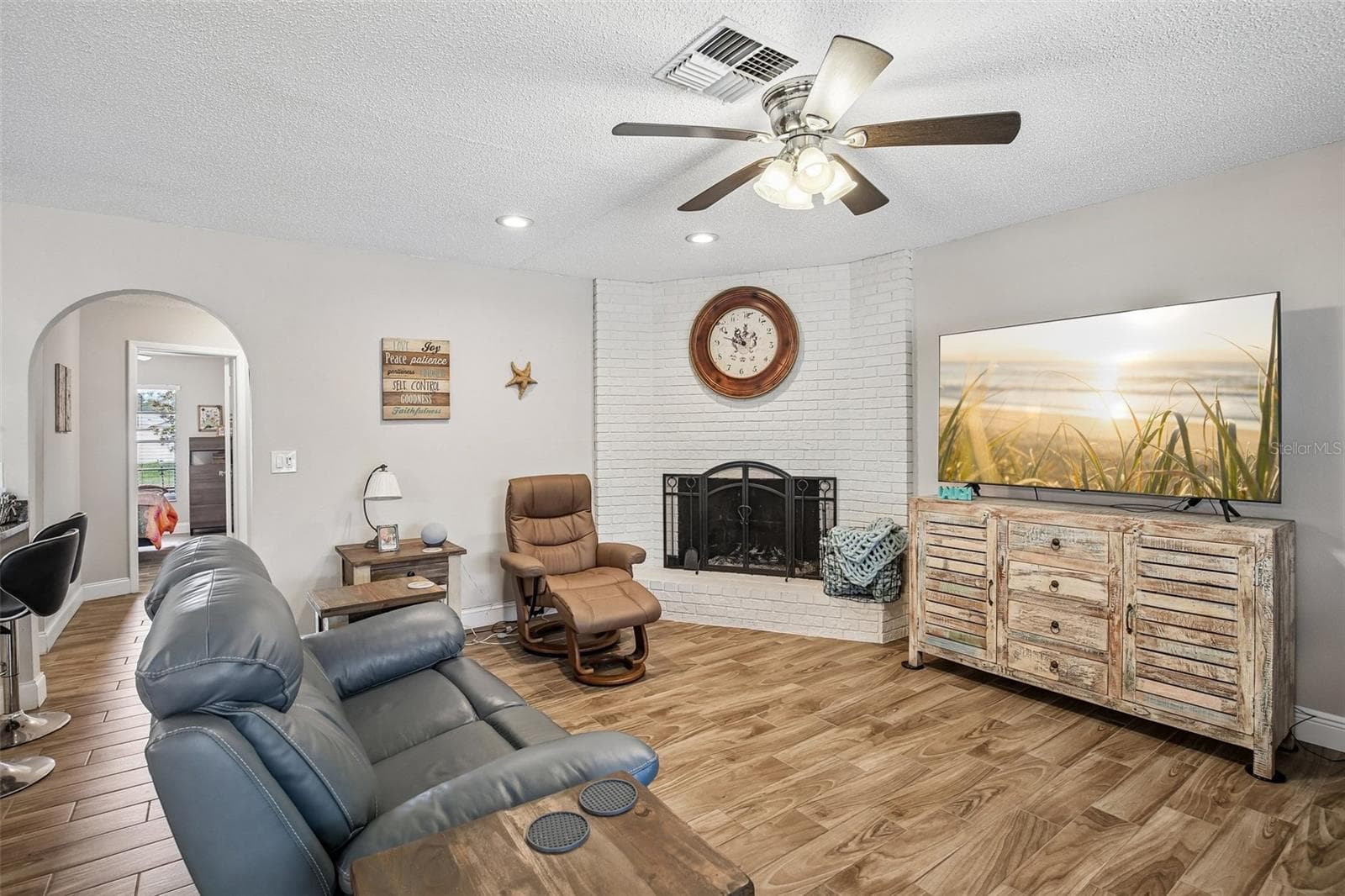 12630 Cedar Ridge Dr photo 3