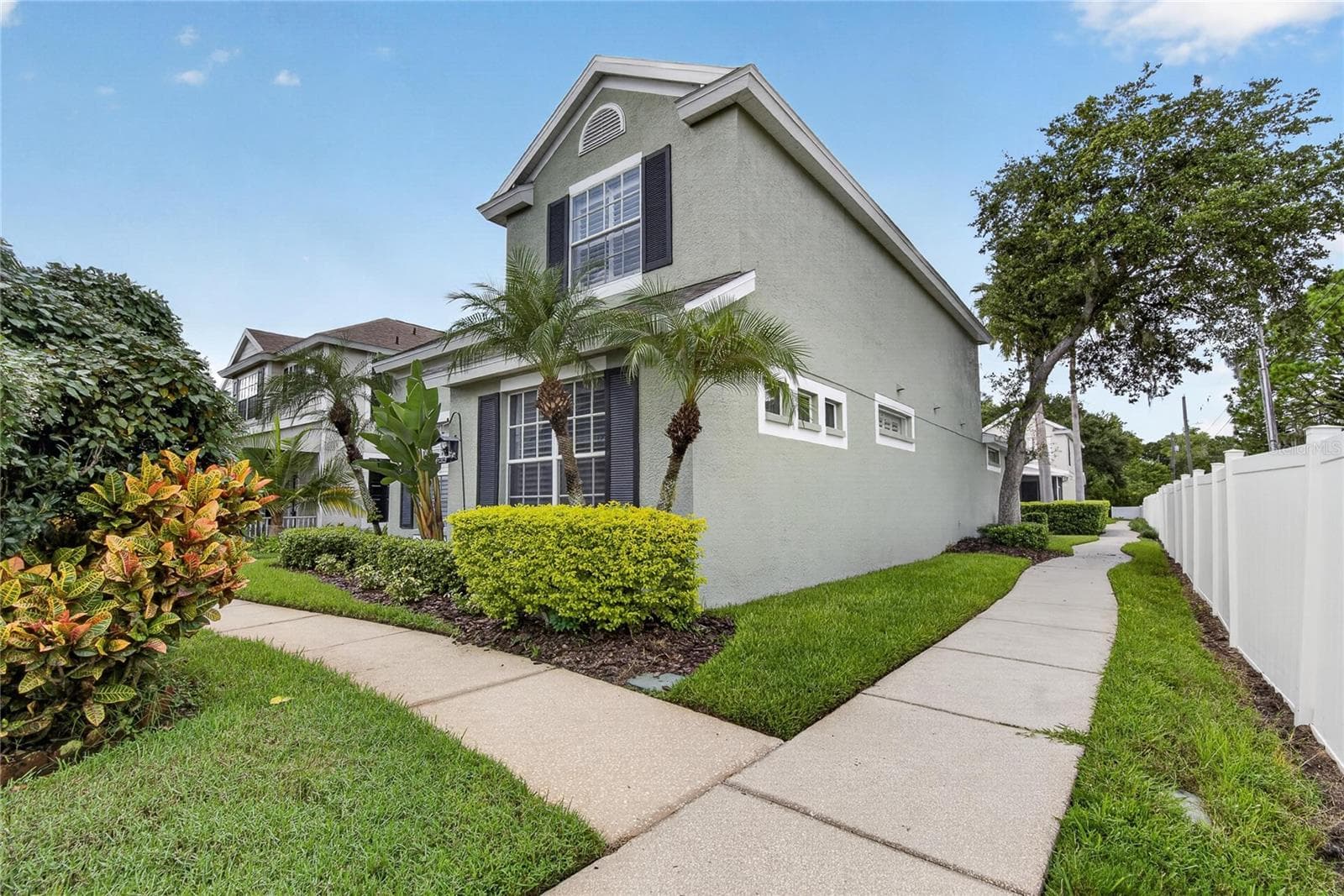 10807 Sierra Vista Pl photo 4