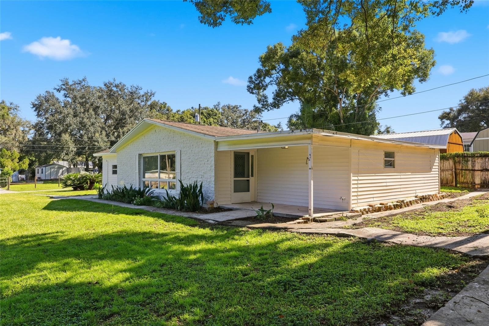 39250 Miramar Dr photo 4