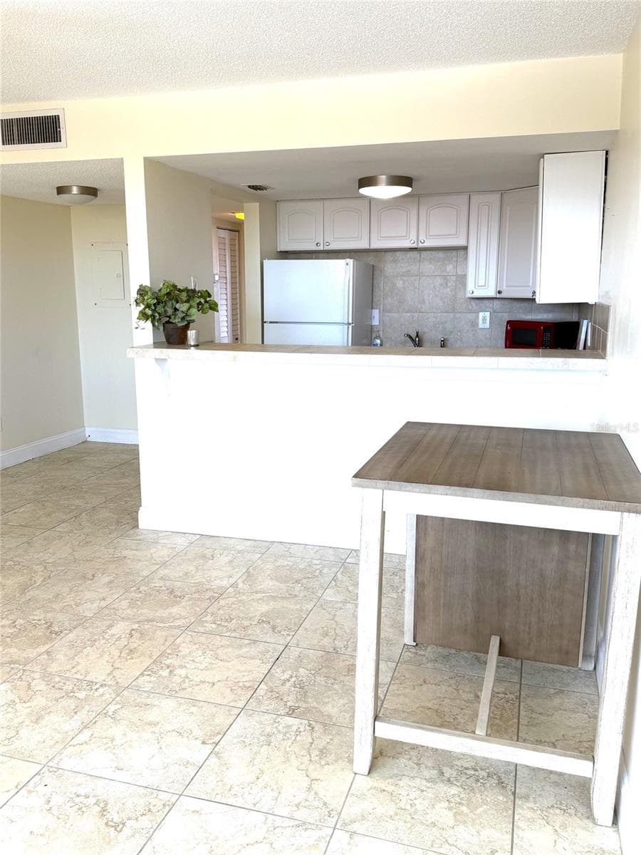 7665 Sun Island Dr S #409 photo 4