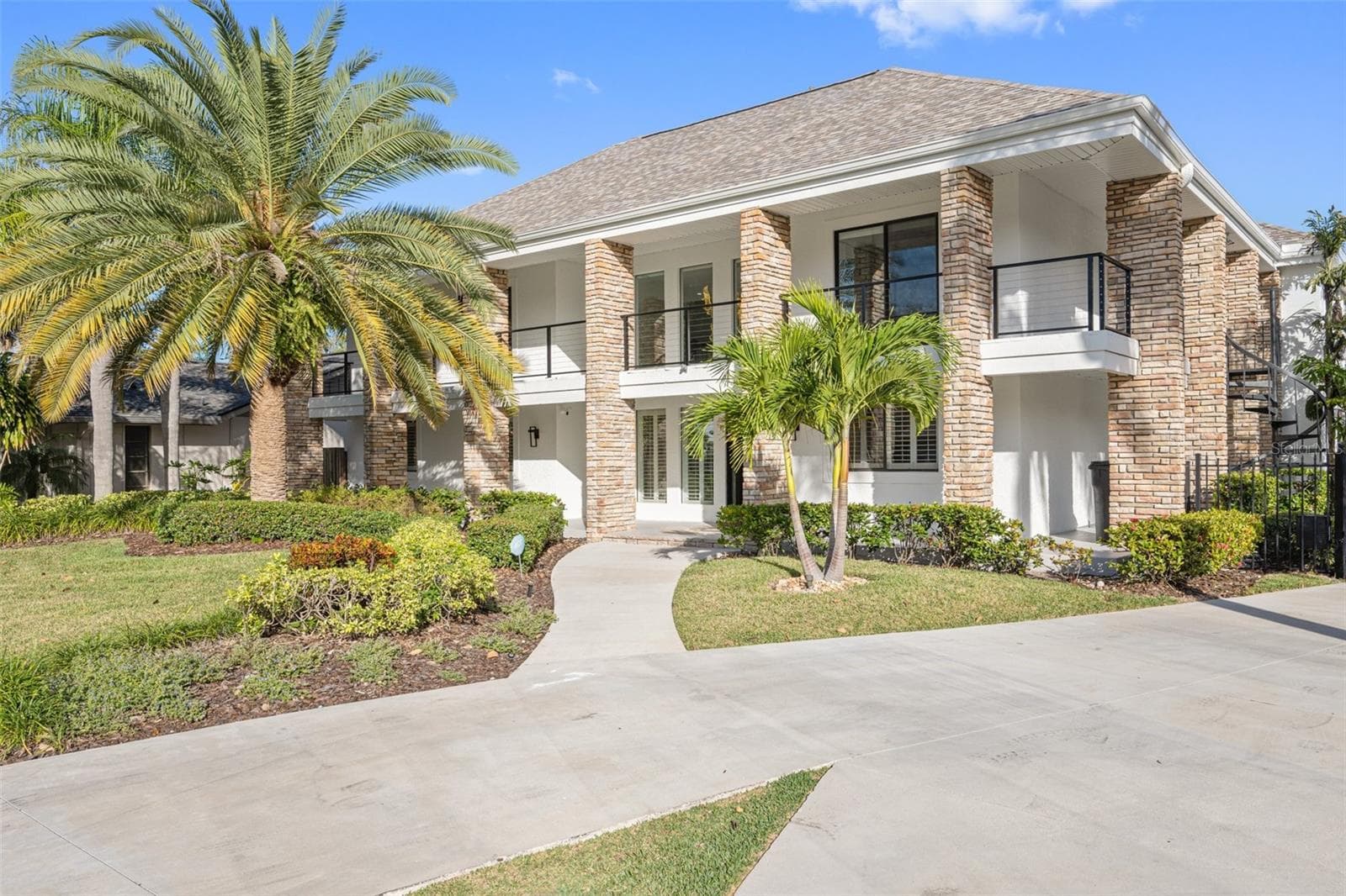 4213 Deepwater Ln photo 3