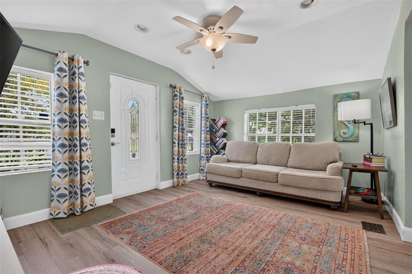 5161 Rena St N photo 5