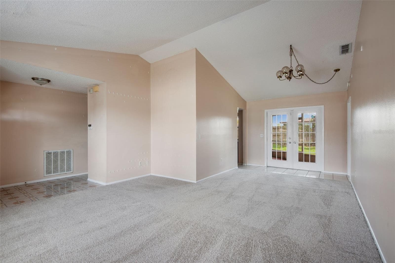 8425 Corney Dr photo 4