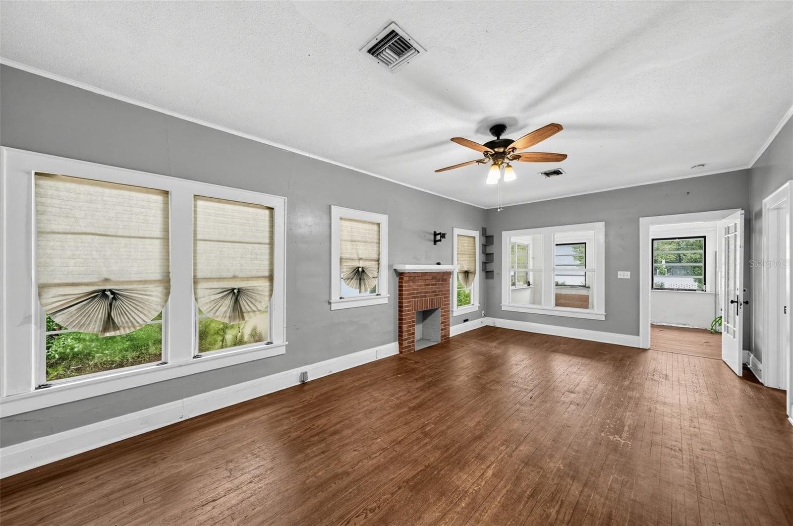 1203 King Ave photo 5