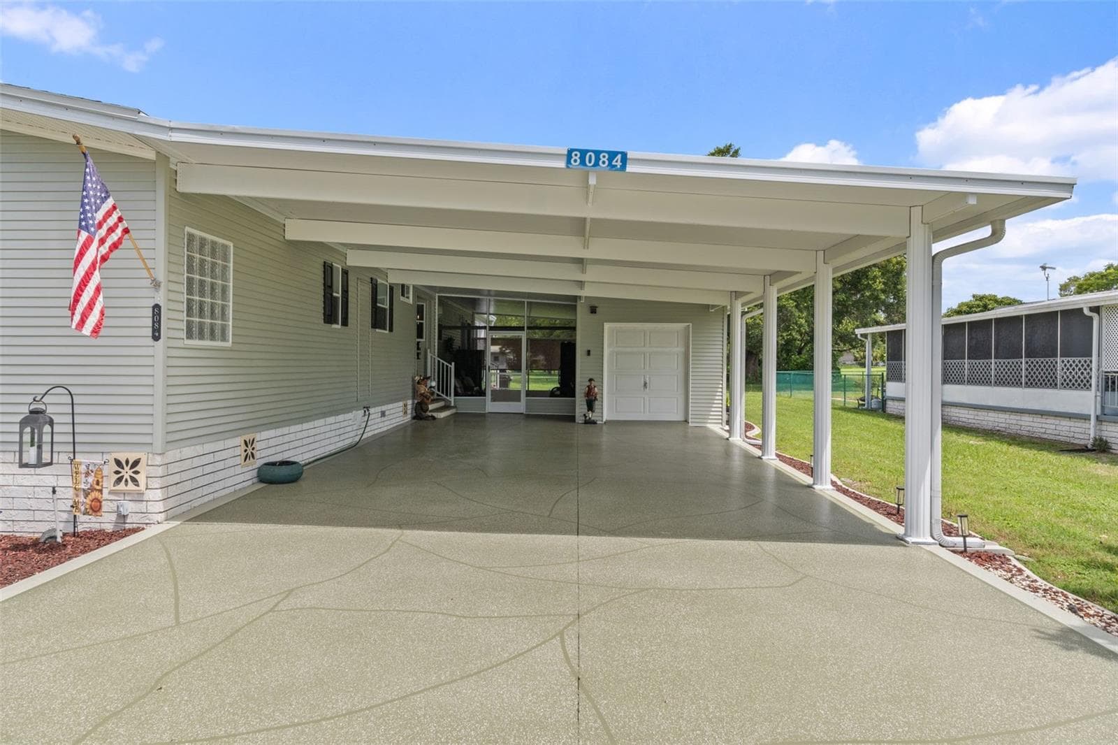 8084 Little Tee Ln photo 4