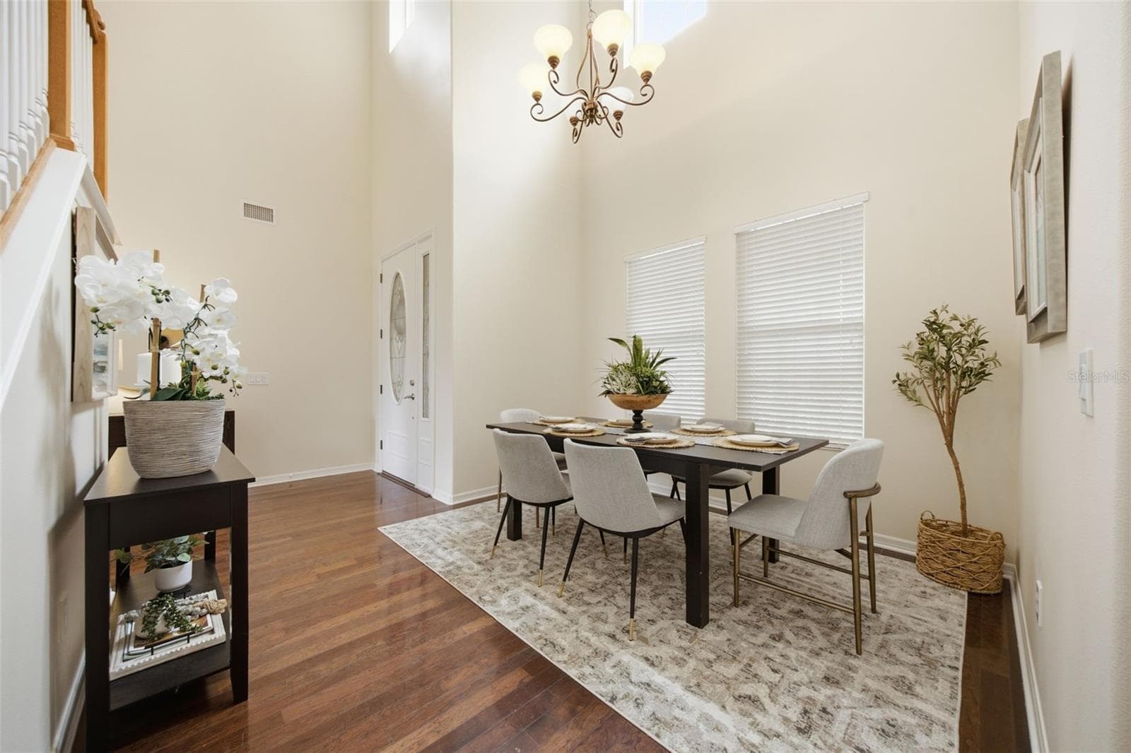 8822 Westerland Dr photo 3