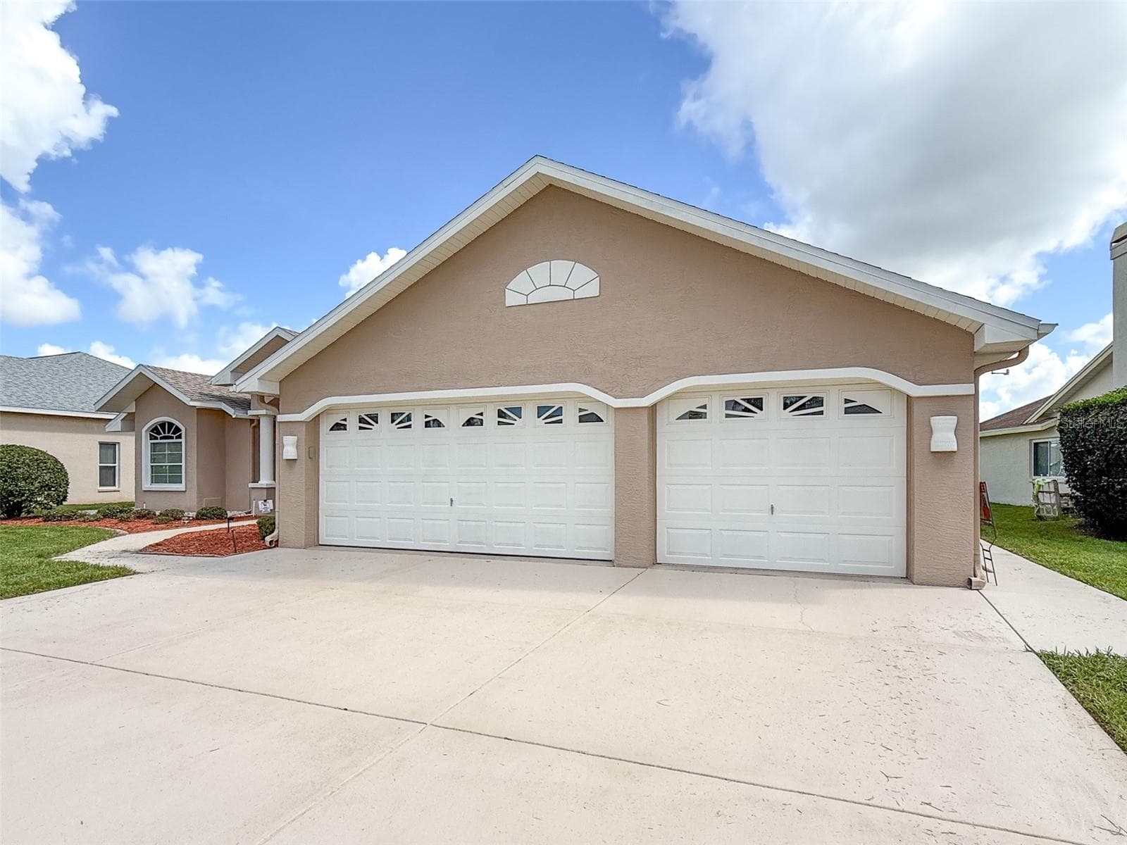 8533 Coral Creek Loop photo 5