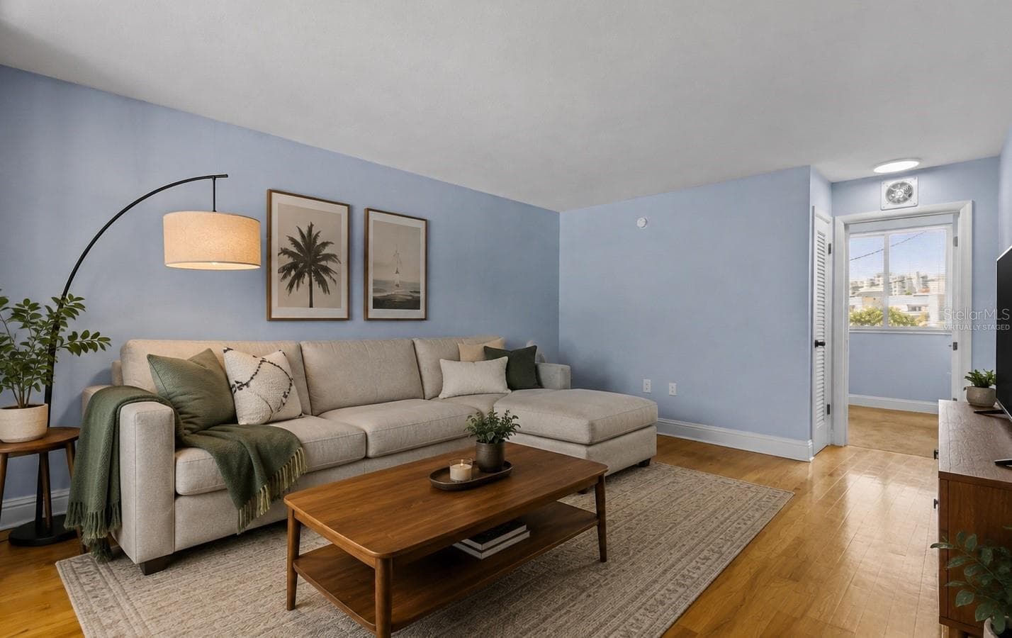 1301 S Howard Ave #B18 photo 2