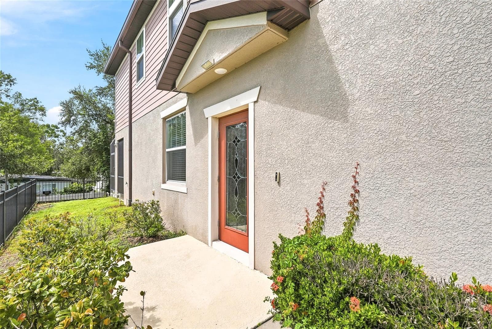 5304 Sylvester Loop photo 4