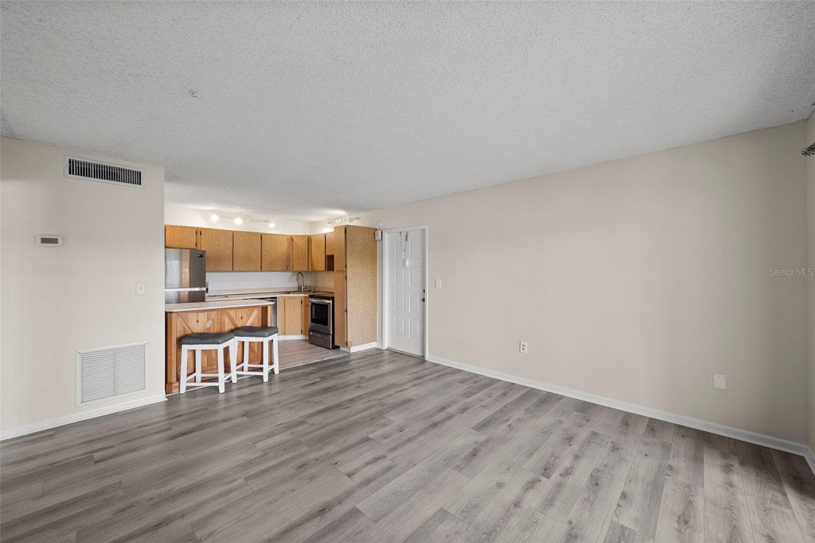 1423 Pine Glen Ln #C1 photo 3