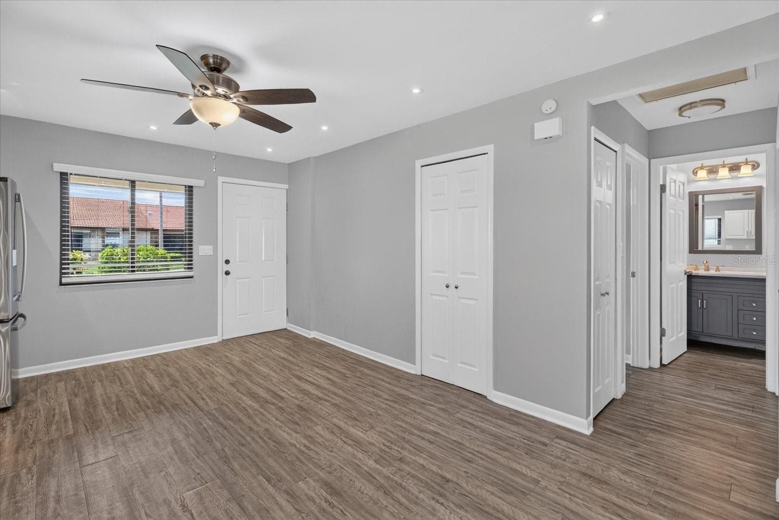 7360 Ulmerton Rd #2E photo 5