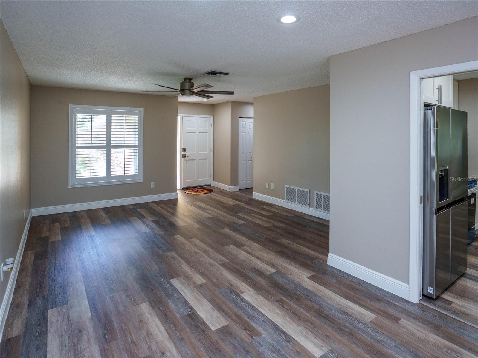 1630 Byrnedale CT photo 3