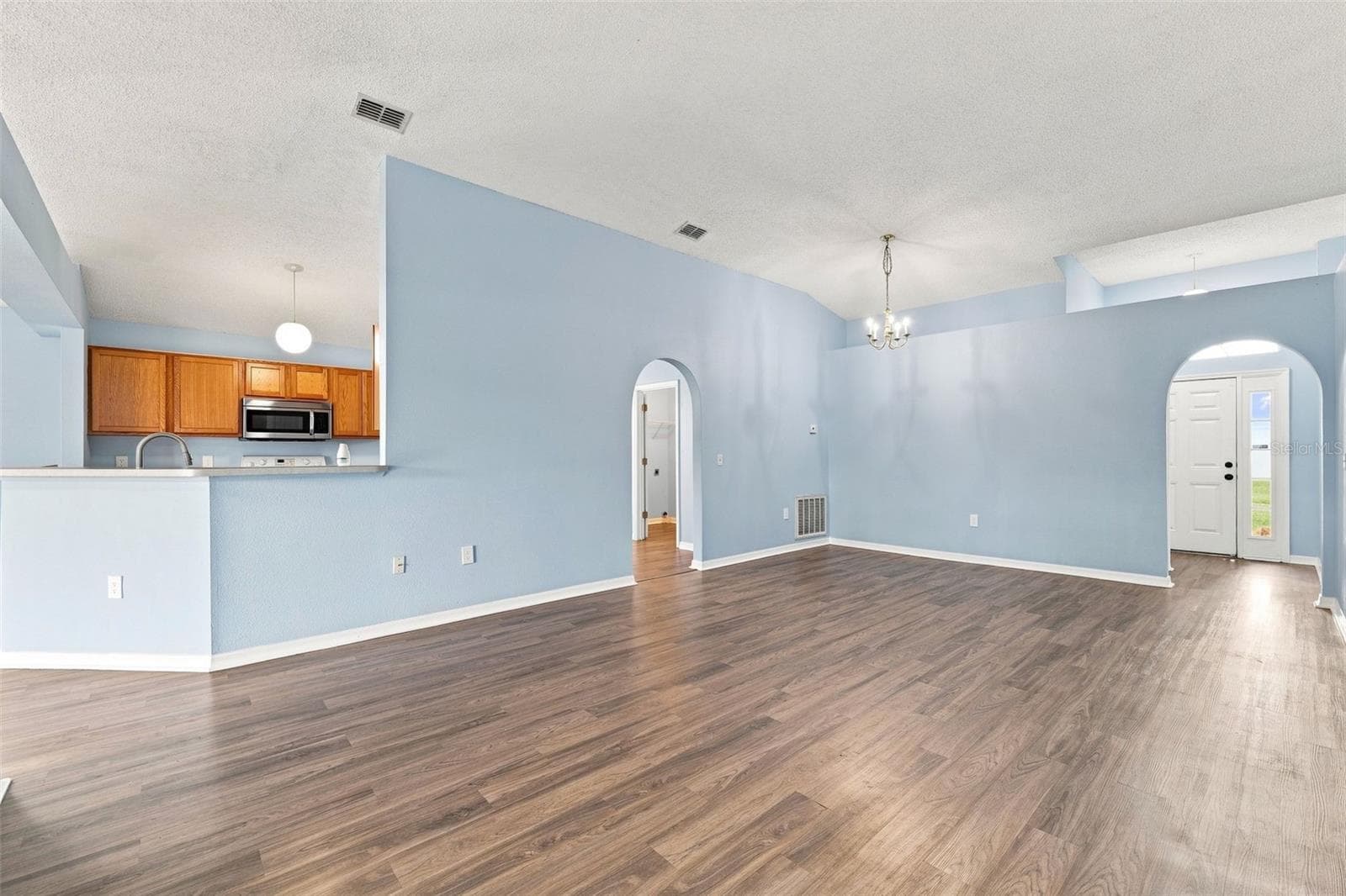 12639 Lake Vista Dr photo 5