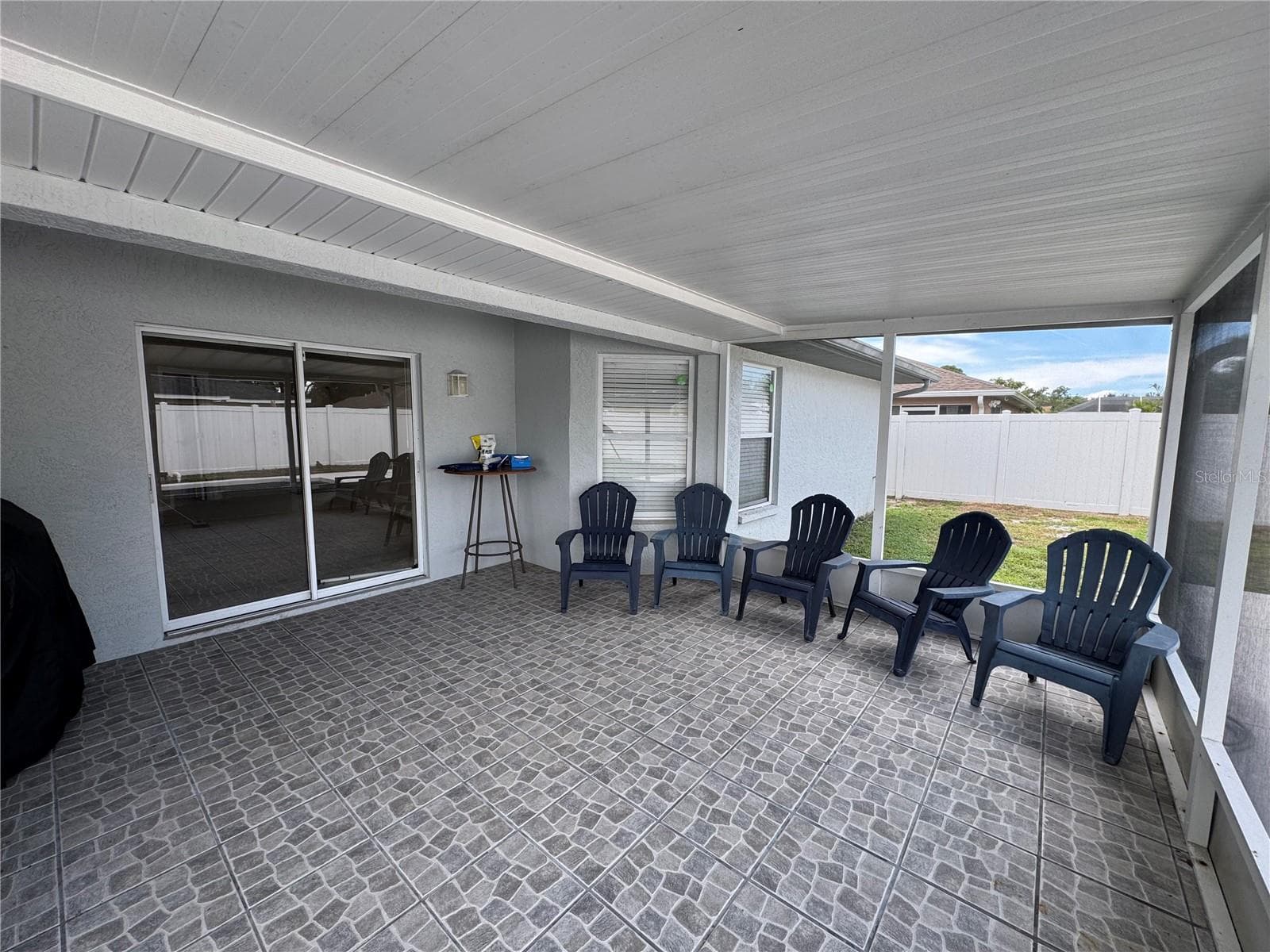 2802 93rd CT E photo 5