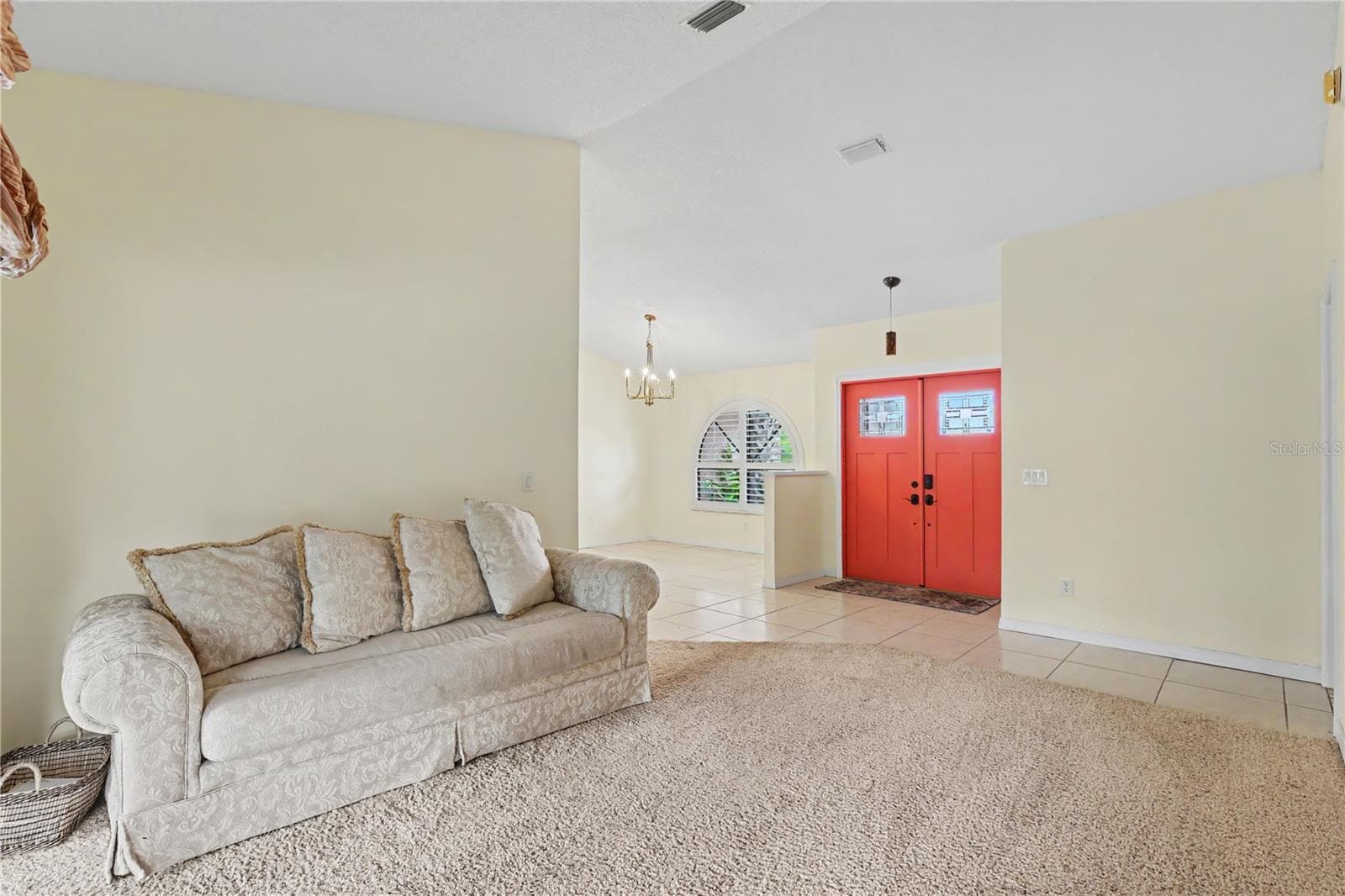 1703 Paddock Dr photo 4