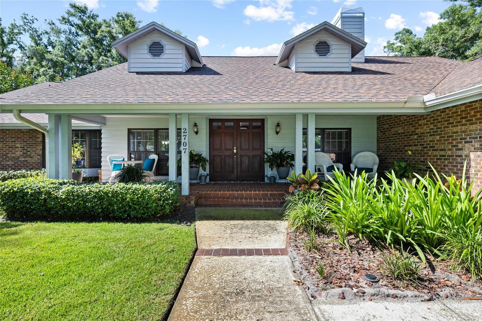 2707 Westchester Dr N photo 4