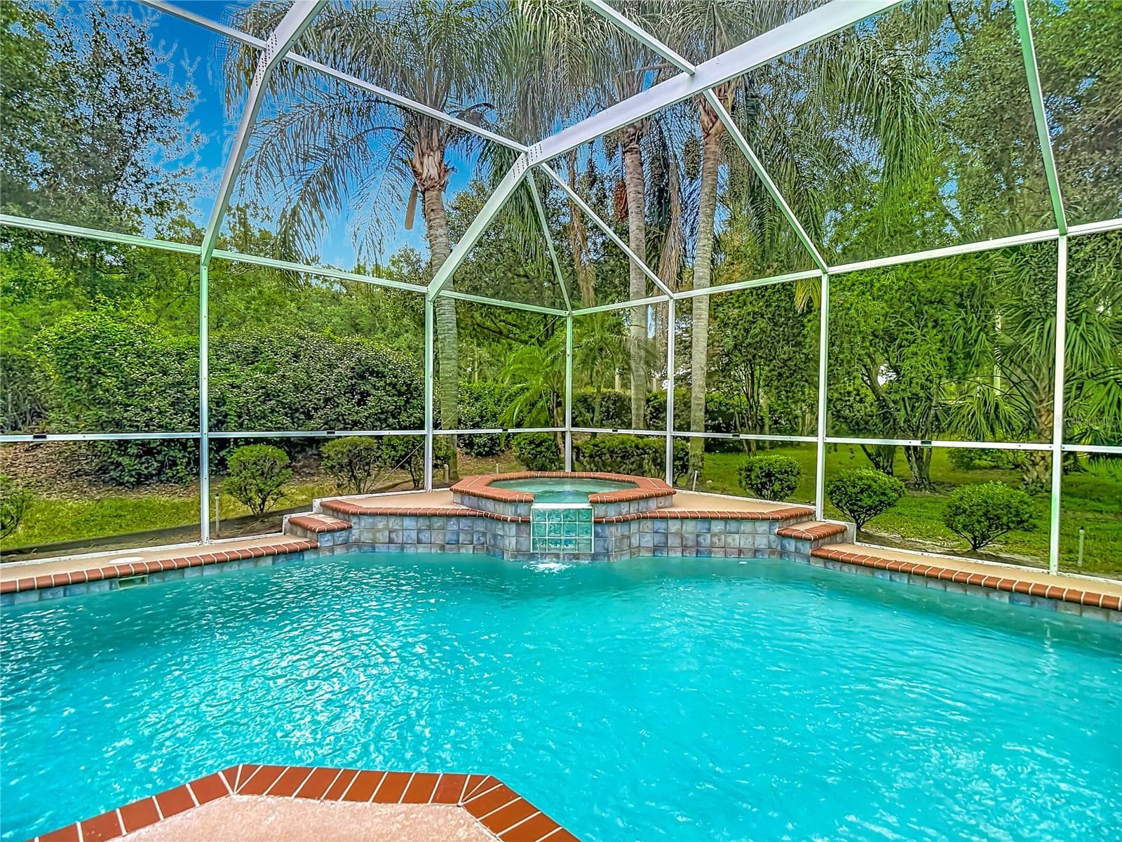 10221 Garden Alcove Dr photo 4