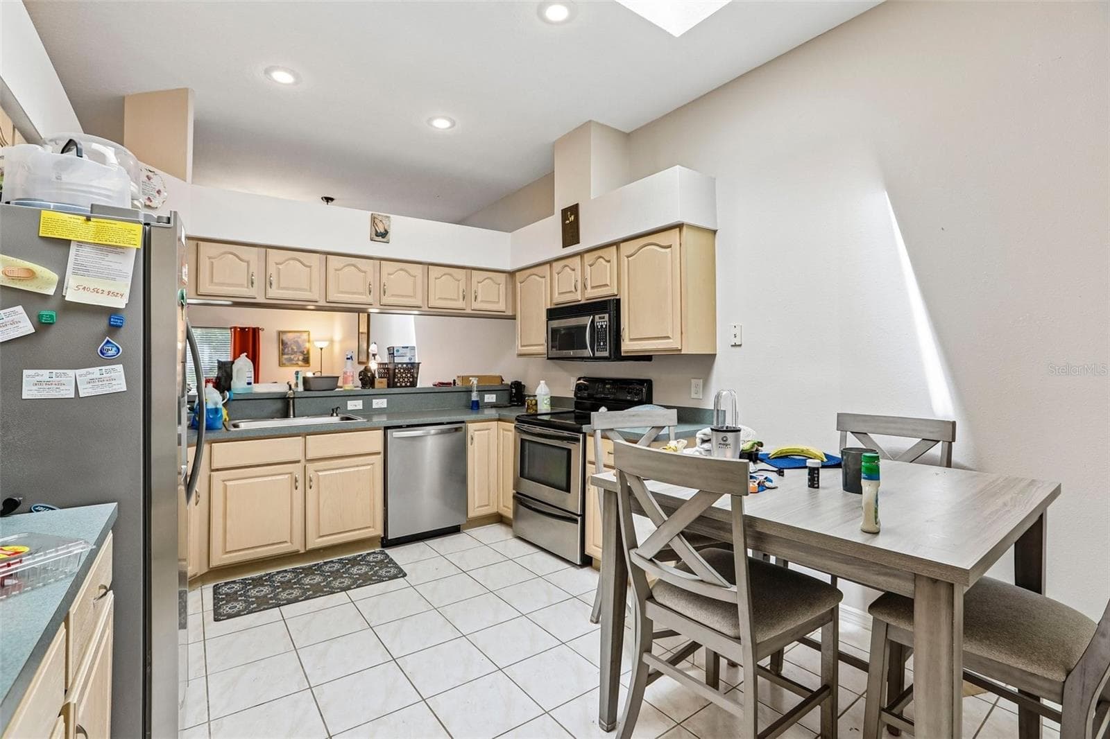 12504 Glendale CT photo 4