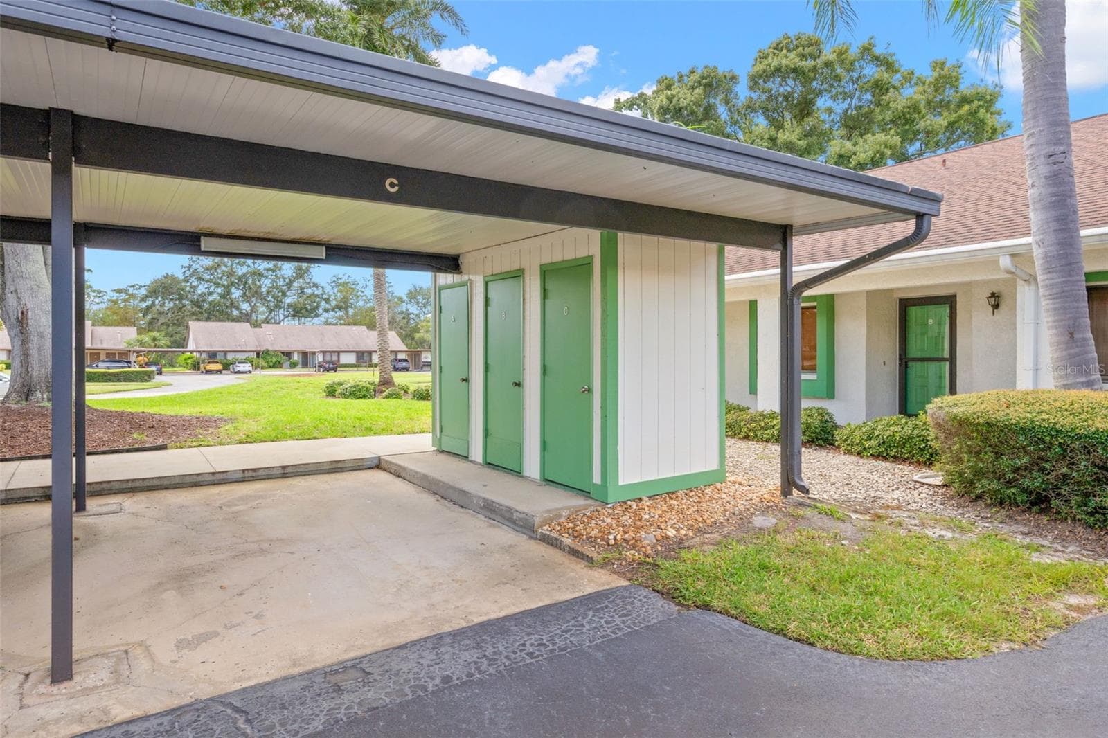 2502 Royal Pines Cir #5C photo 4