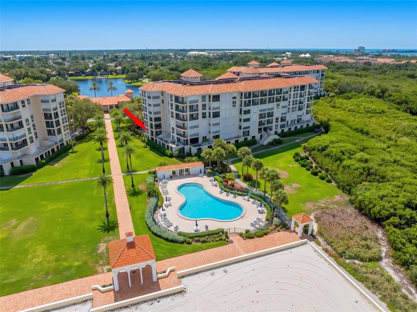 4780 Dolphin Cay Ln S #109 photo 2