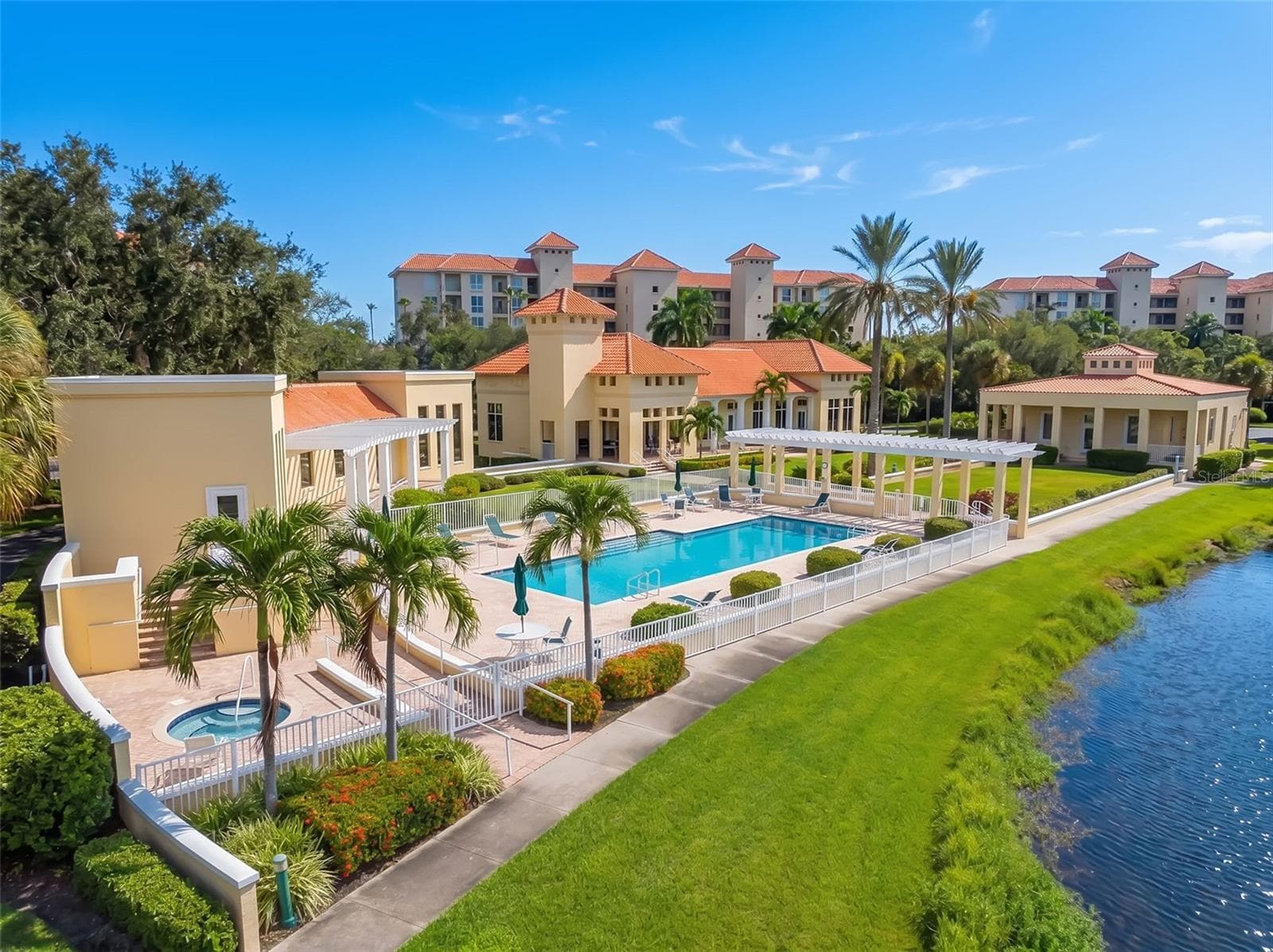 4780 Dolphin Cay Ln S #109 photo 5