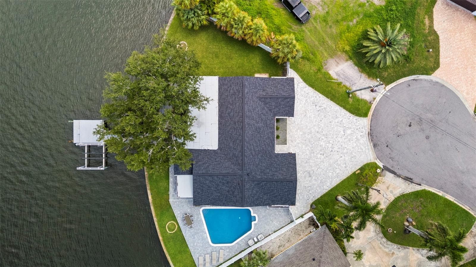 1514 Sea Gull Dr S photo 3