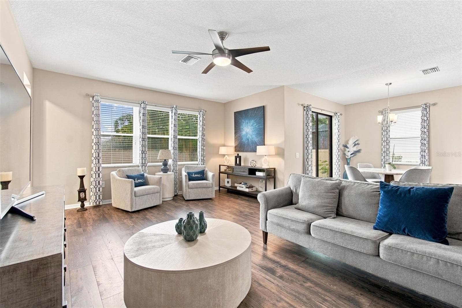 19065 Malinche Loop photo 4