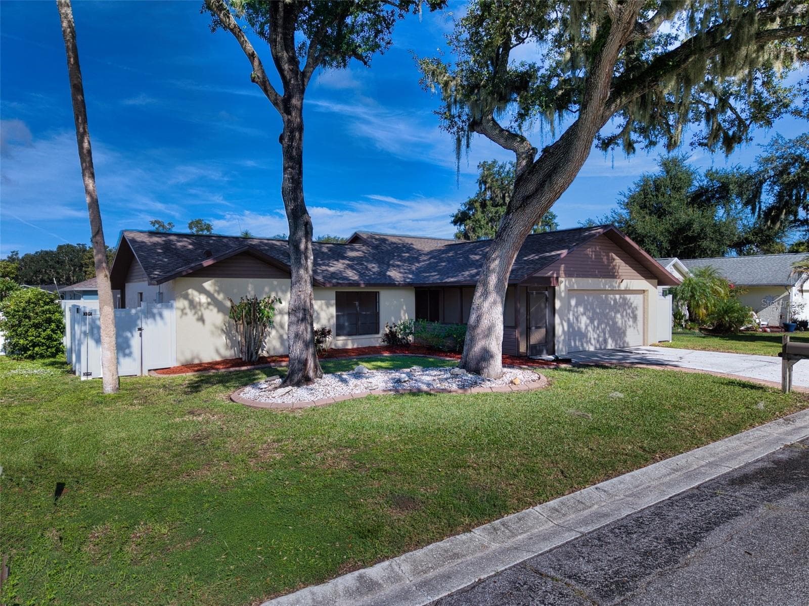 5456 81st Avenue Cir E photo 4