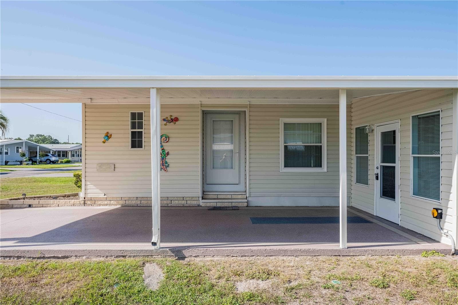 5335 Powhattan St photo 3